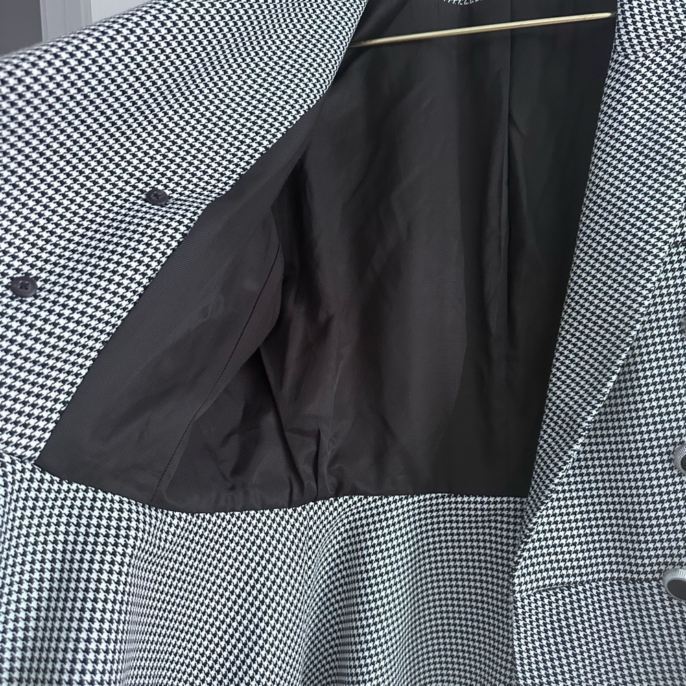 Veronica Beard Black and White Checkered Blazer - Picture 6 of 9